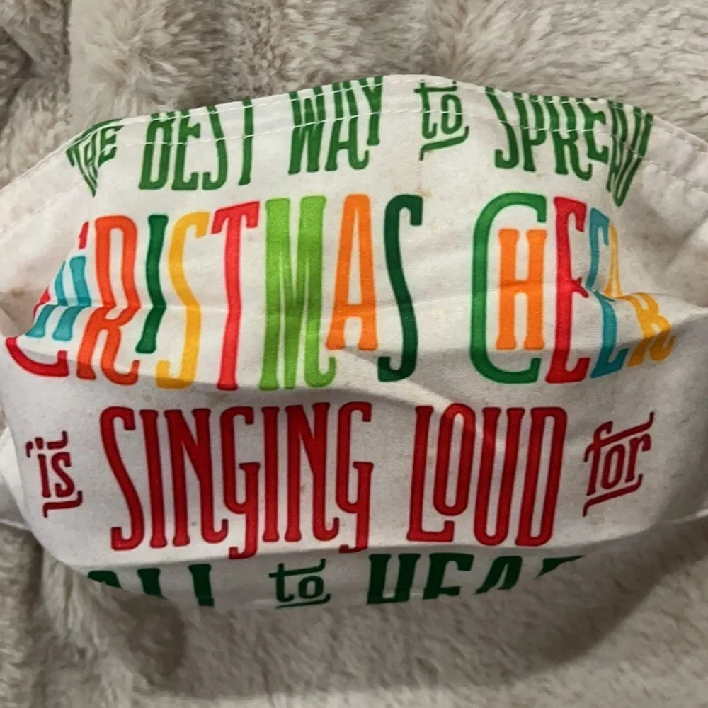 New Elf saying face mask